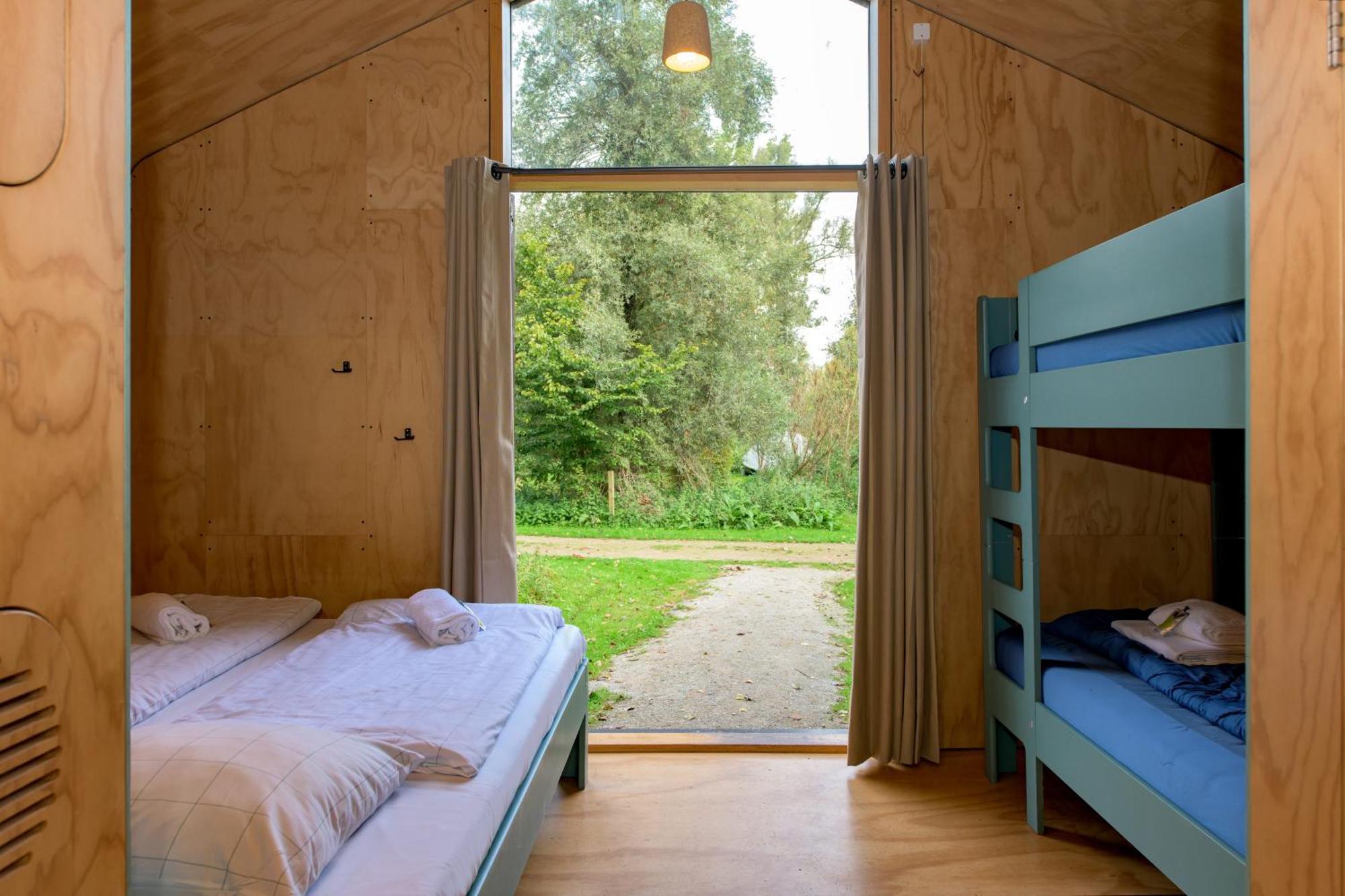 Stayokay Hostel Dordrecht - Nationaal Park De Biesbosch Room photo